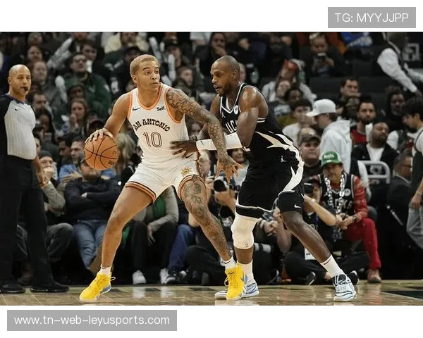 米德尔顿关键封盖改变局势，雄鹿守住胜果